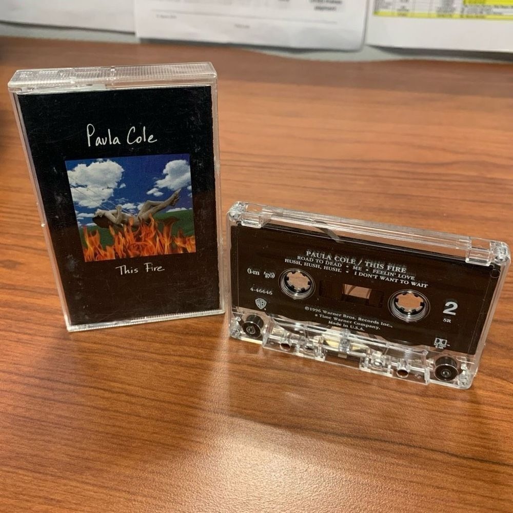 Vtg 1996 This Fire PAULA COLE Cassette Tape Warner Bros. Singer-songwriter 90s M